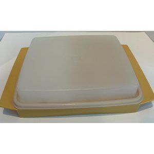 Vintage Tupperware‎ Deviled Egg Holder Carrier, Harvest Gold 4 pieces with Lid